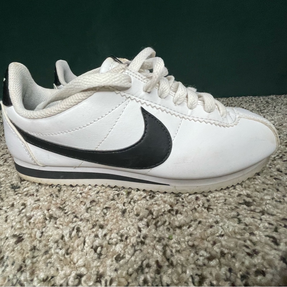 black and white classic cortez nike sneakers